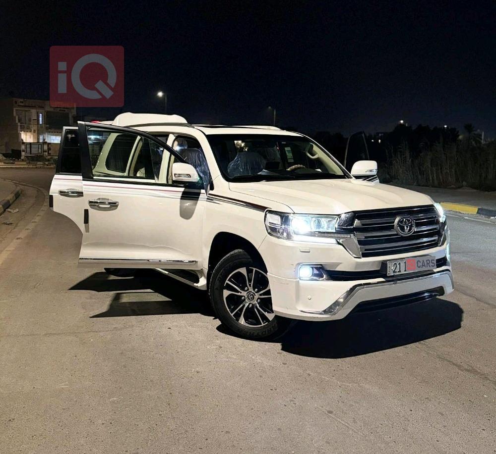 تويوتا لاندكروزر